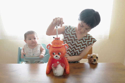 LeicaQ typ116 Summilux28mm F1.7 ASPH｜作例｜公園で赤ちゃん＆犬＆トイカメラ